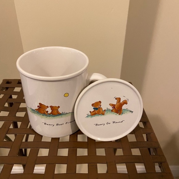 Hallmark Mug Mates 1985 “Bearing it Together” 3.5” - Picture 3 of 5